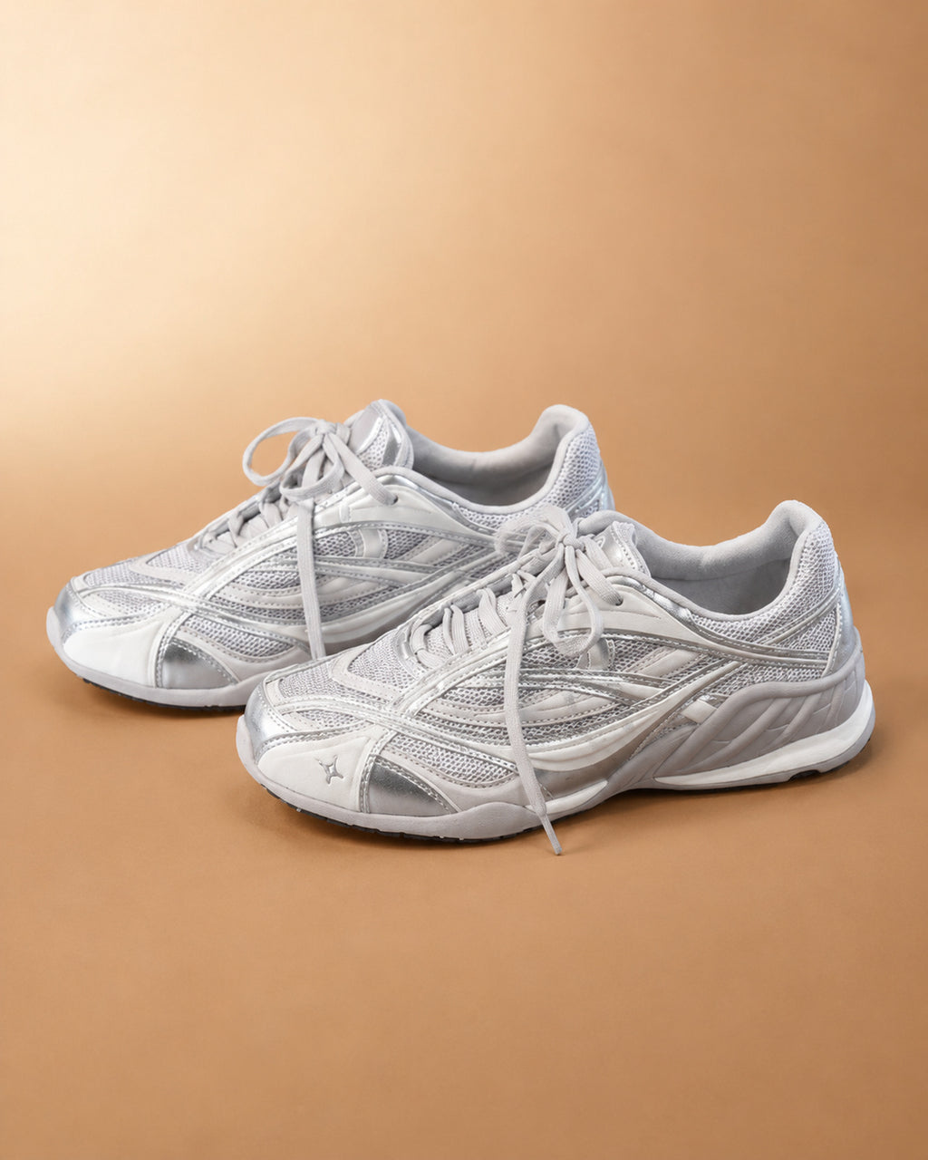 Sapatilhas Retro Runner Prateadas