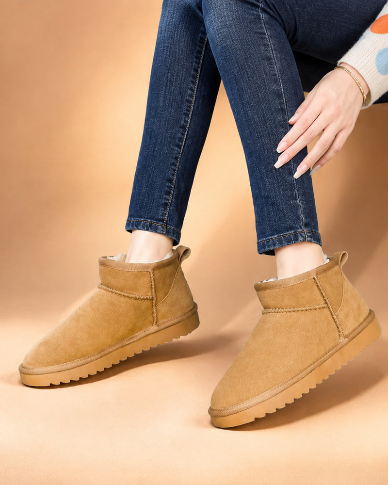 Botas Femininas de Cano Curto com Forro Macio