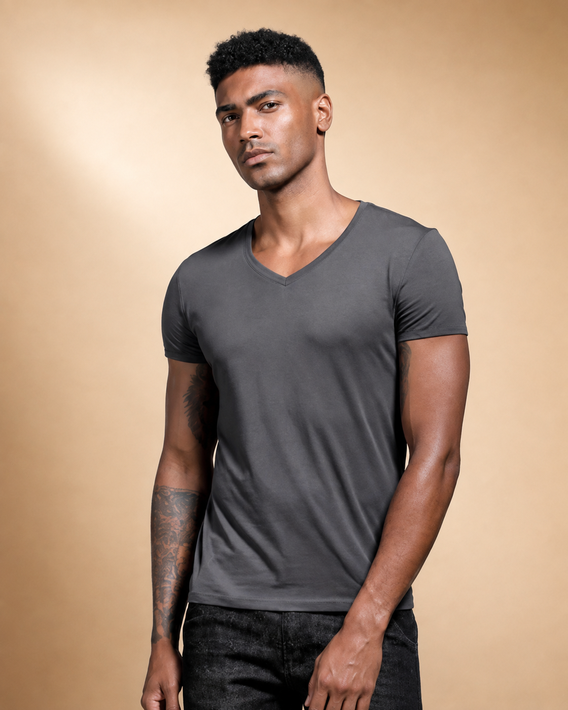 T-shirt de Manga Curta com Decote em V