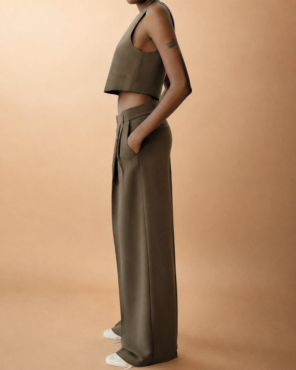 Conjunto de Colete e Calças Wide Leg