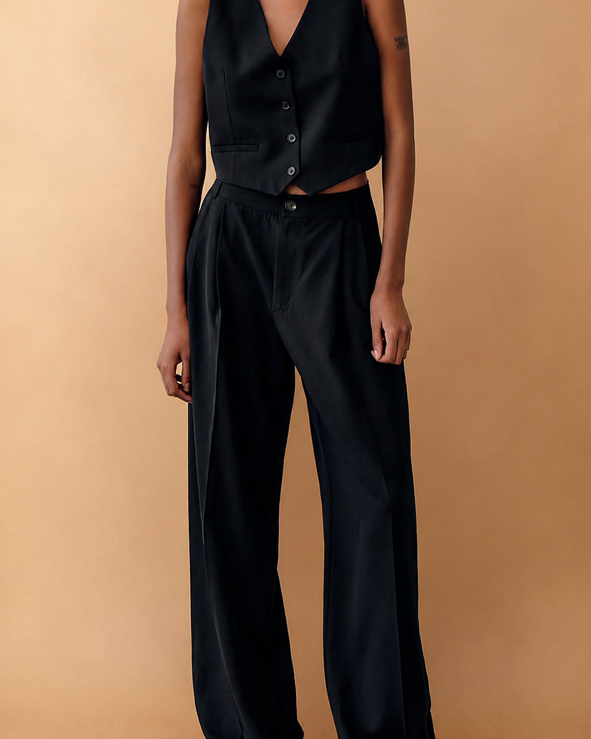 Conjunto de Colete e Calças Wide Leg