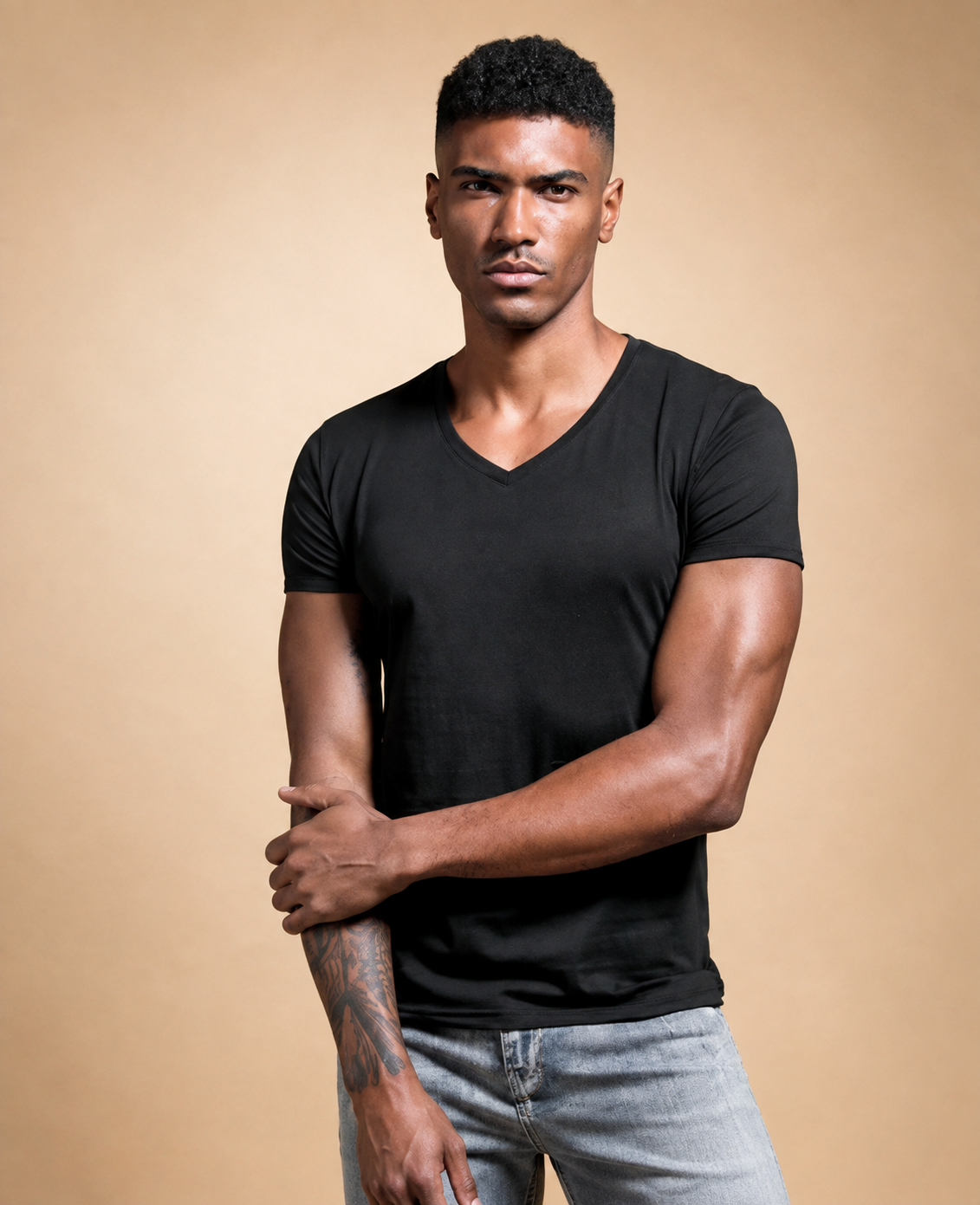 T-shirt de Manga Curta com Decote em V