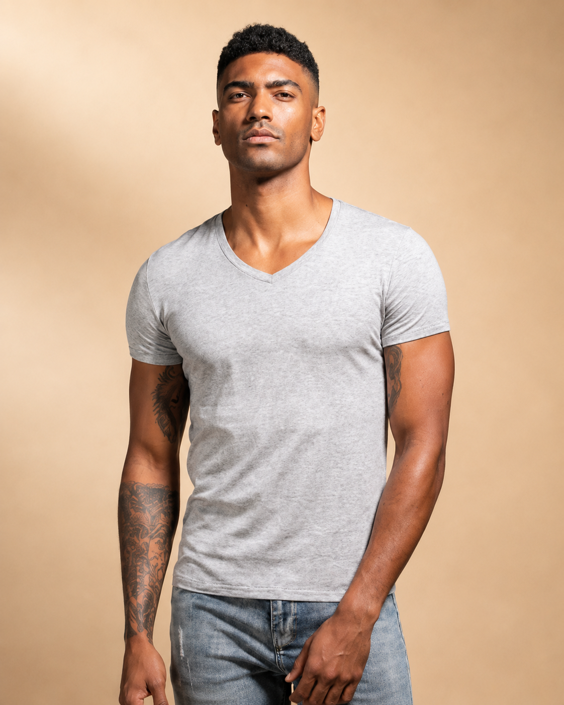 T-shirt de Manga Curta com Decote em V