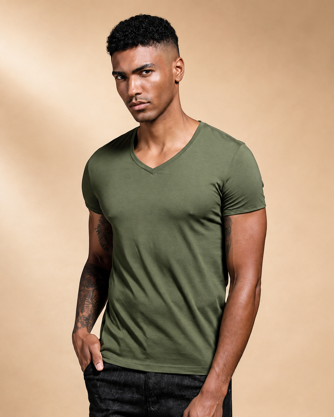 T-shirt de Manga Curta com Decote em V