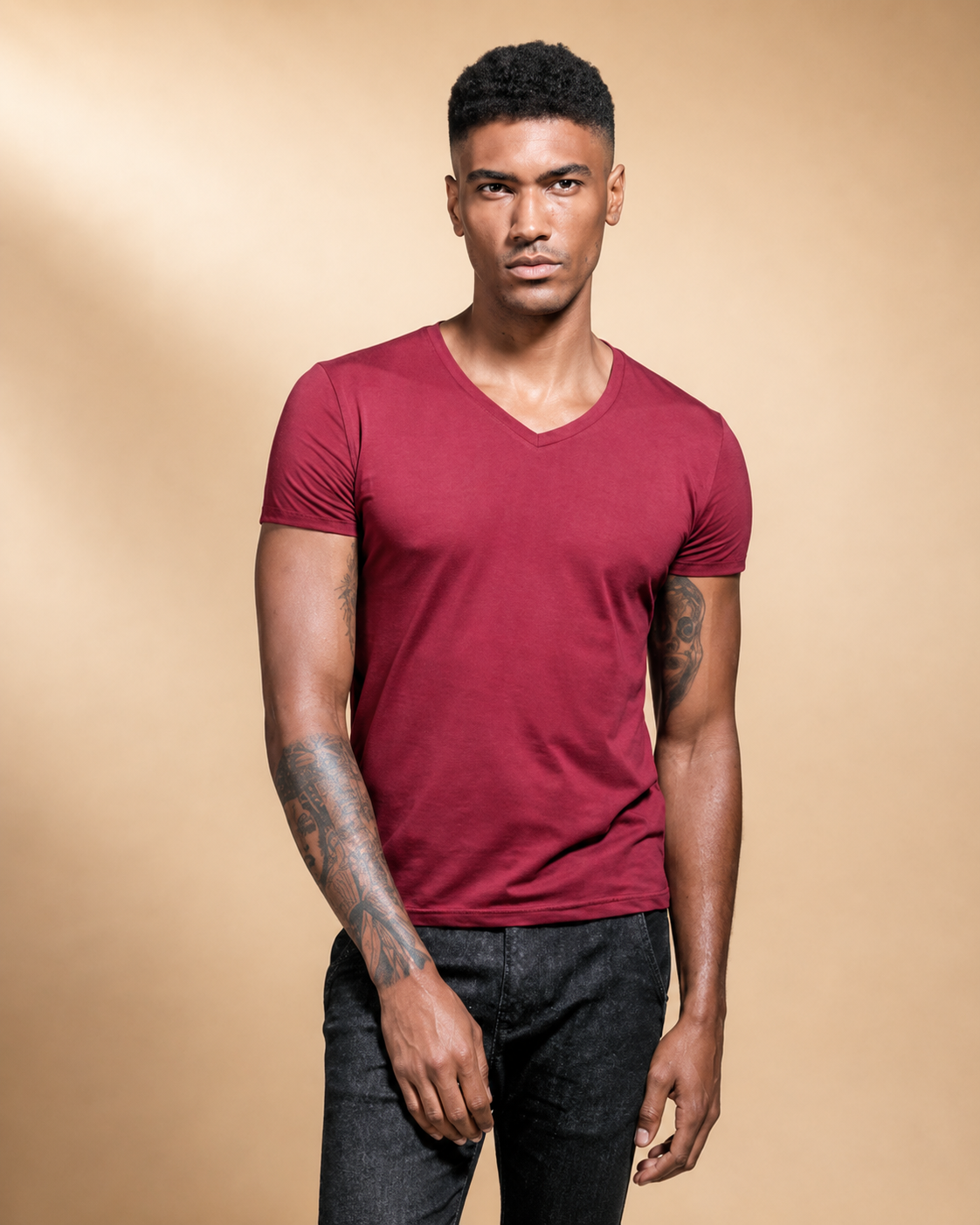 T-shirt de Manga Curta com Decote em V