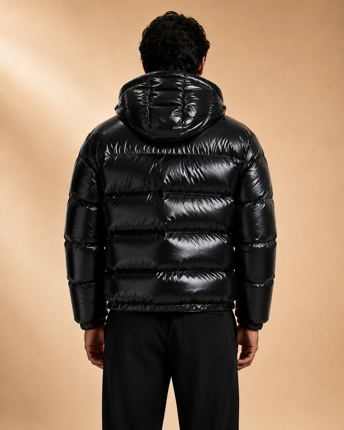 Casaco Puffer Brilhante com Capuz