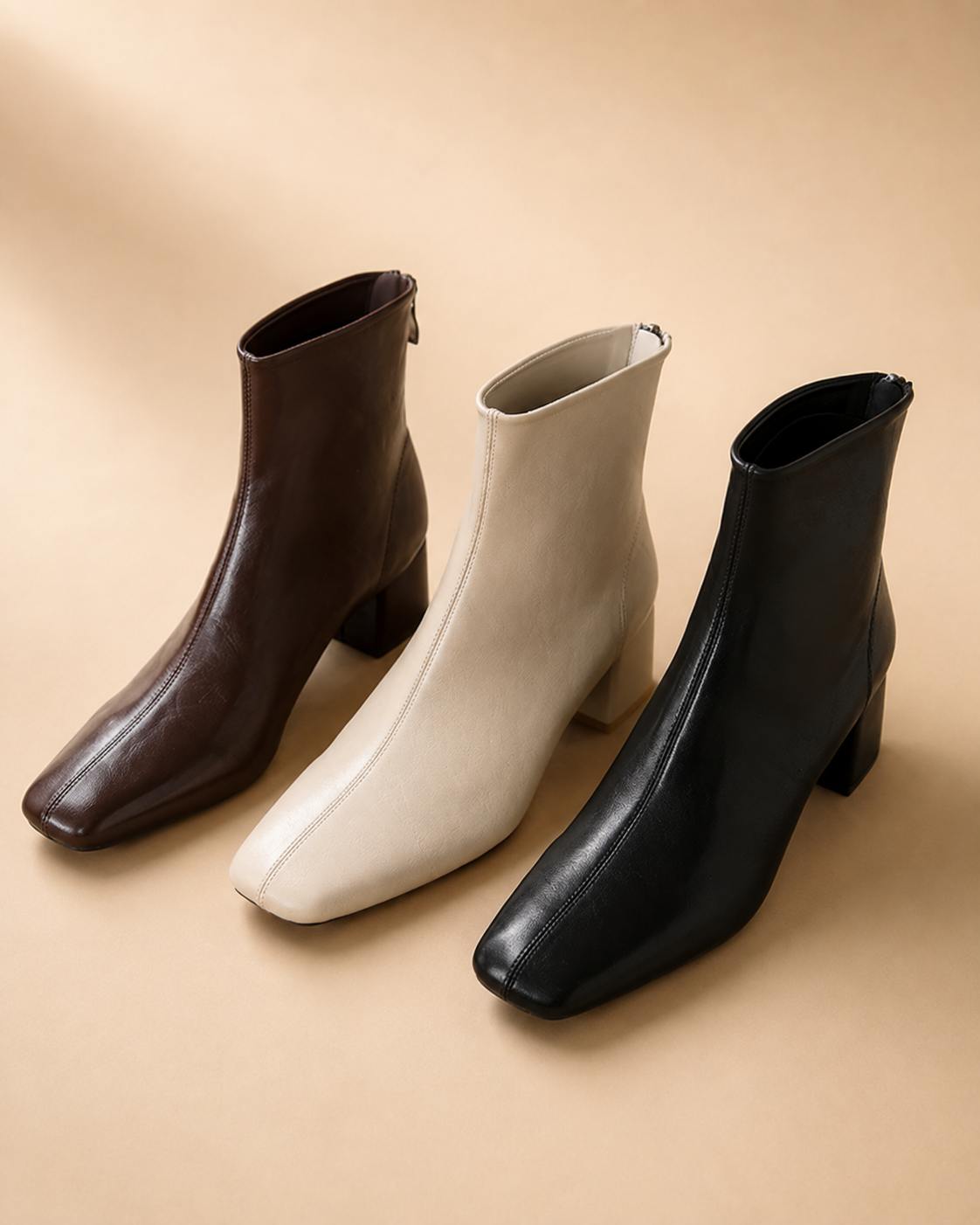 Botas de Cano Curto com Salto Bloco