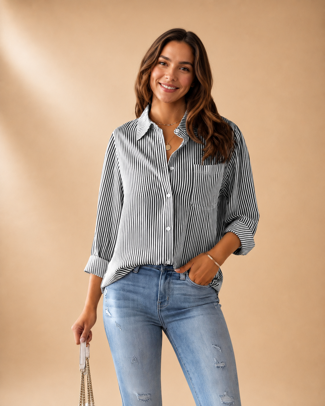 Camisa Feminina Oversized às Riscas